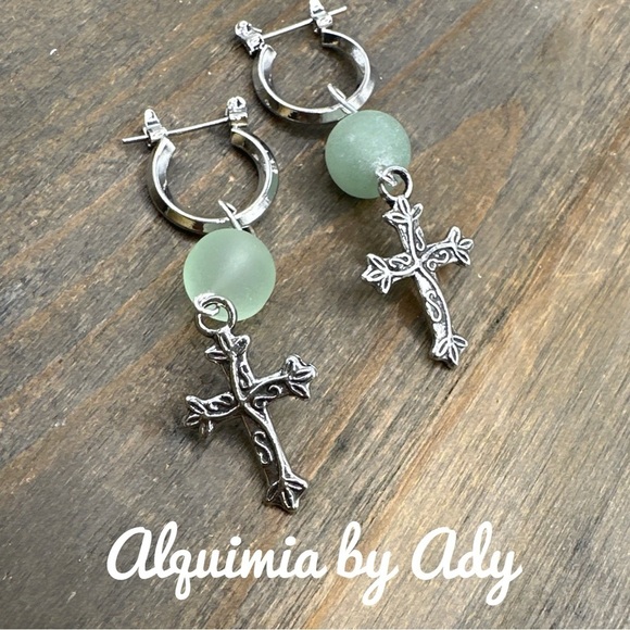 Alquimia by Ady Silver and Green Cross Earrings - Picture 1 of 3